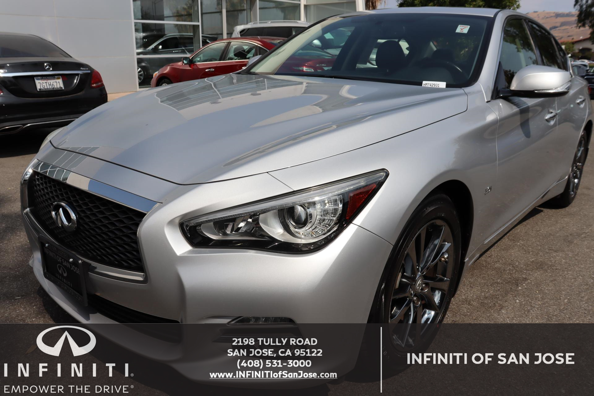 Pre-Owned 2017 INFINITI Q50 3.0t Signature Edition